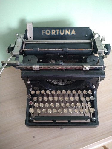 Antike schreibmaschine fortuna - antike,