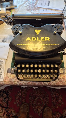 Antike adler schreibmaschine - adler,