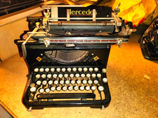 Mercedes Schreibmaschiene