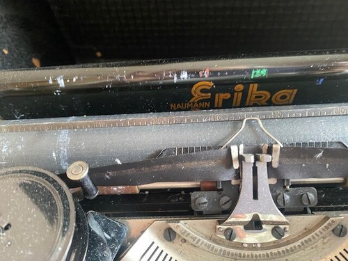 Alte schreibmaschine erika - alte,