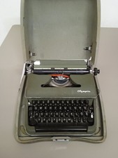 Alte Schreibmaschine Olympia