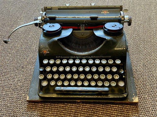 Groma modell schreibmaschine - groma, n