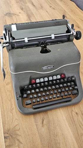 Triumph matura schreibmaschine - triumph,
