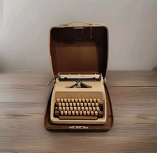 Schreibmaschine Triumph