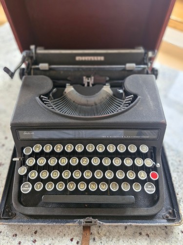 Olivetti studio antike - studio, 42