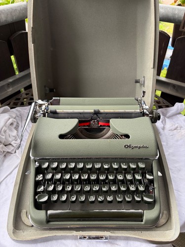 Schreibmaschine olympia sm2 - schreibmaschine,