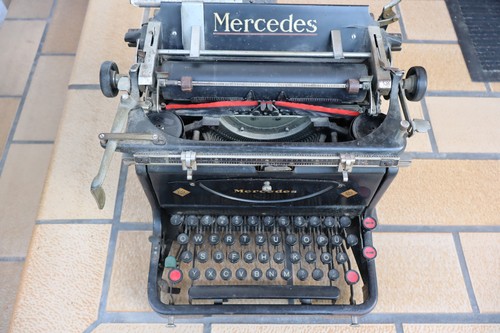 Schreibmaschine mercedes aus - schreibmaschine,