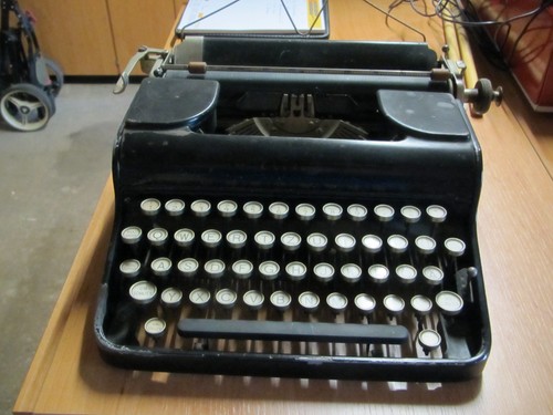 Antike schreibmaschine typ - schreibmaschine,