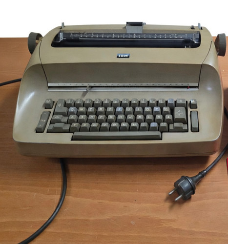 Ibm selectric - ibm,